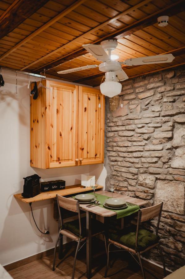 Monolocale Marino In Centro Storico Appartement Triëst Buitenkant foto